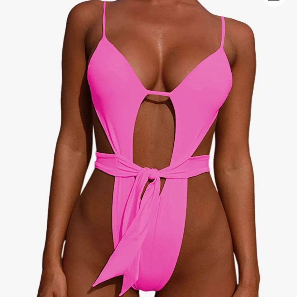 2 FOR 1 - High cut and high waisted one piece swimsuits with adjustable straps